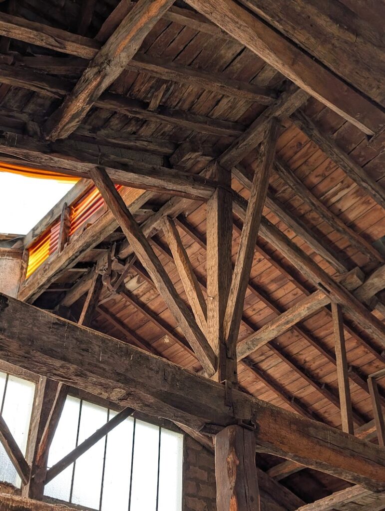 Colas Mornet architecte — fragment - pièce de charpente remarquable - ferme - rénovation